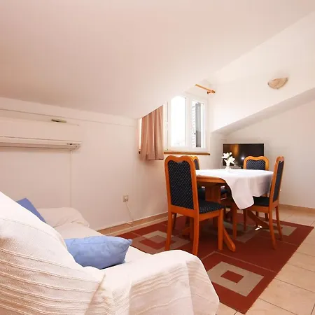 Petra Brodarica (Sibenik-Knin)