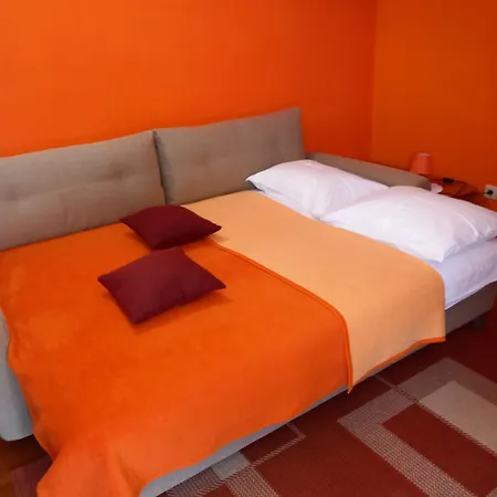 Petra Apartment *