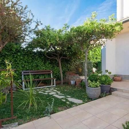 Apartment Petra Brodarica (Sibenik-Knin)