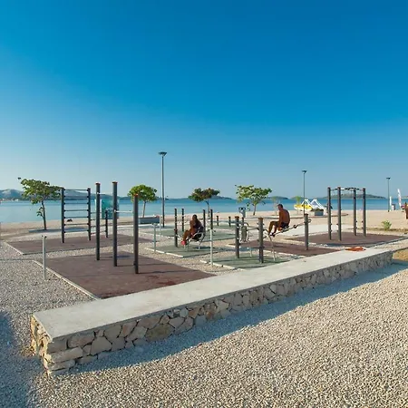 Petra Apartman Brodarica
