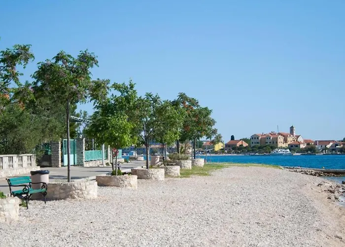 Apartment Petra ברודאריצה