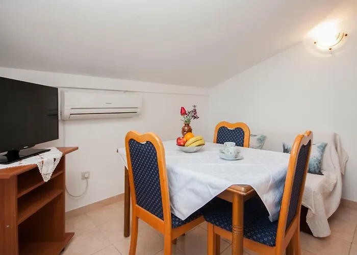 דירה Apartment Petra ברודאריצה